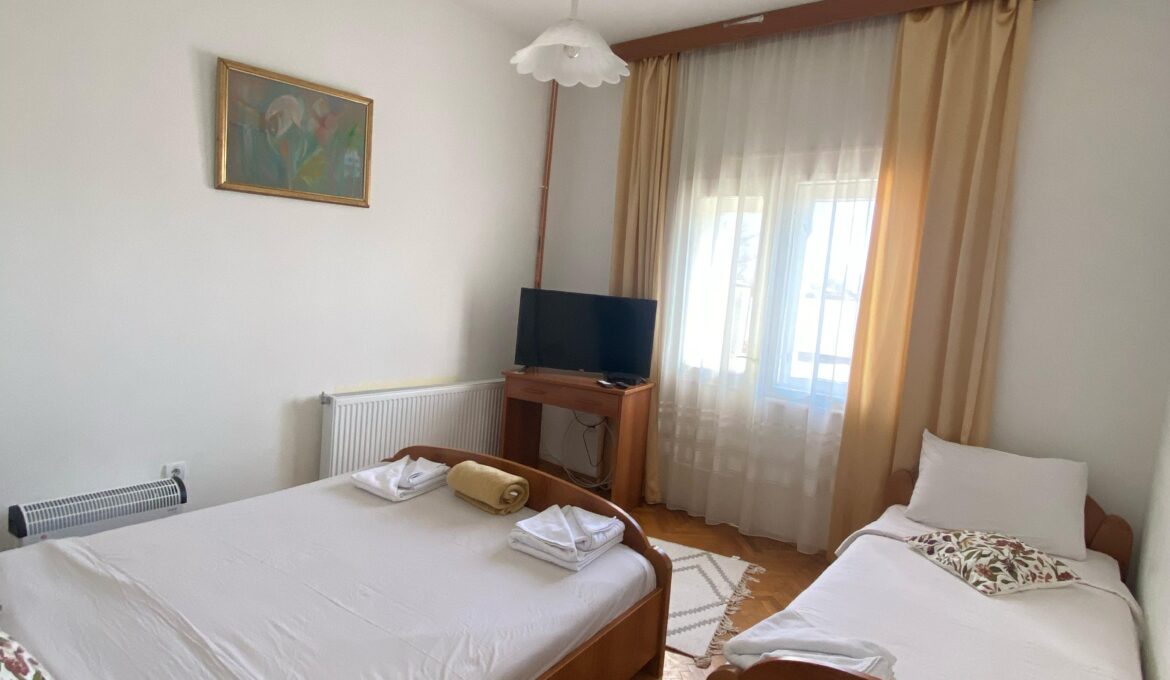 Porodična soba – 5 kreveta / 203